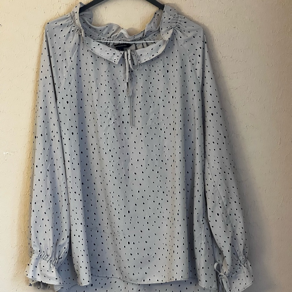 Grey and black ruffle top